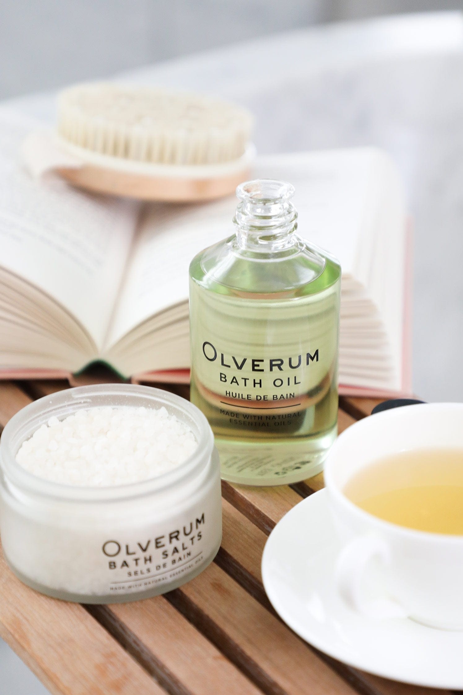 Bath Oil 60ml hydrates and soothes skin, creating a relaxing bath experience. Shop Reverie Luxe UK for luxury self-care, spa gifts, and indulgent relaxation.